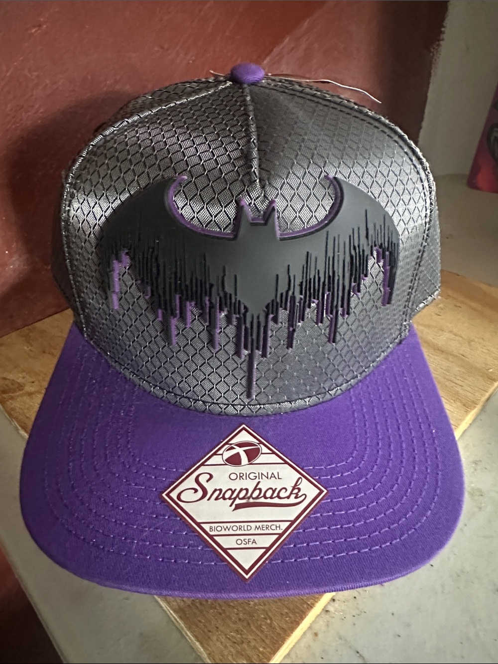 Batman Dark Knight Arkham Dc Comics graffiti drip logo brand new collector